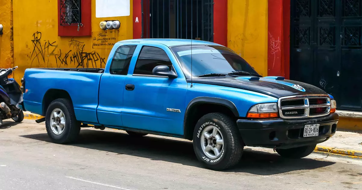 2004 dodge dakota repair manual