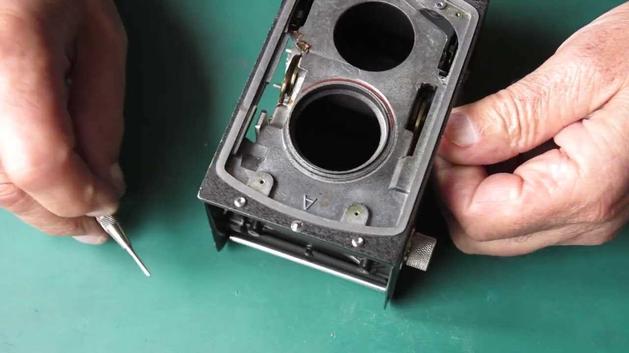 rolleiflex 2.8 f repair manual